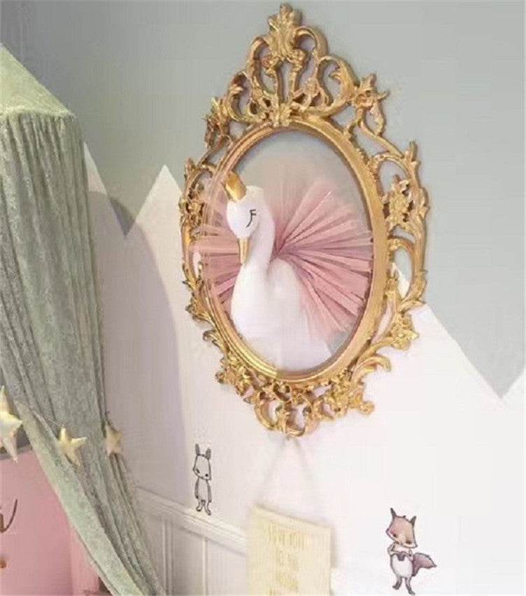 Crown Swan - Stuff Hunt