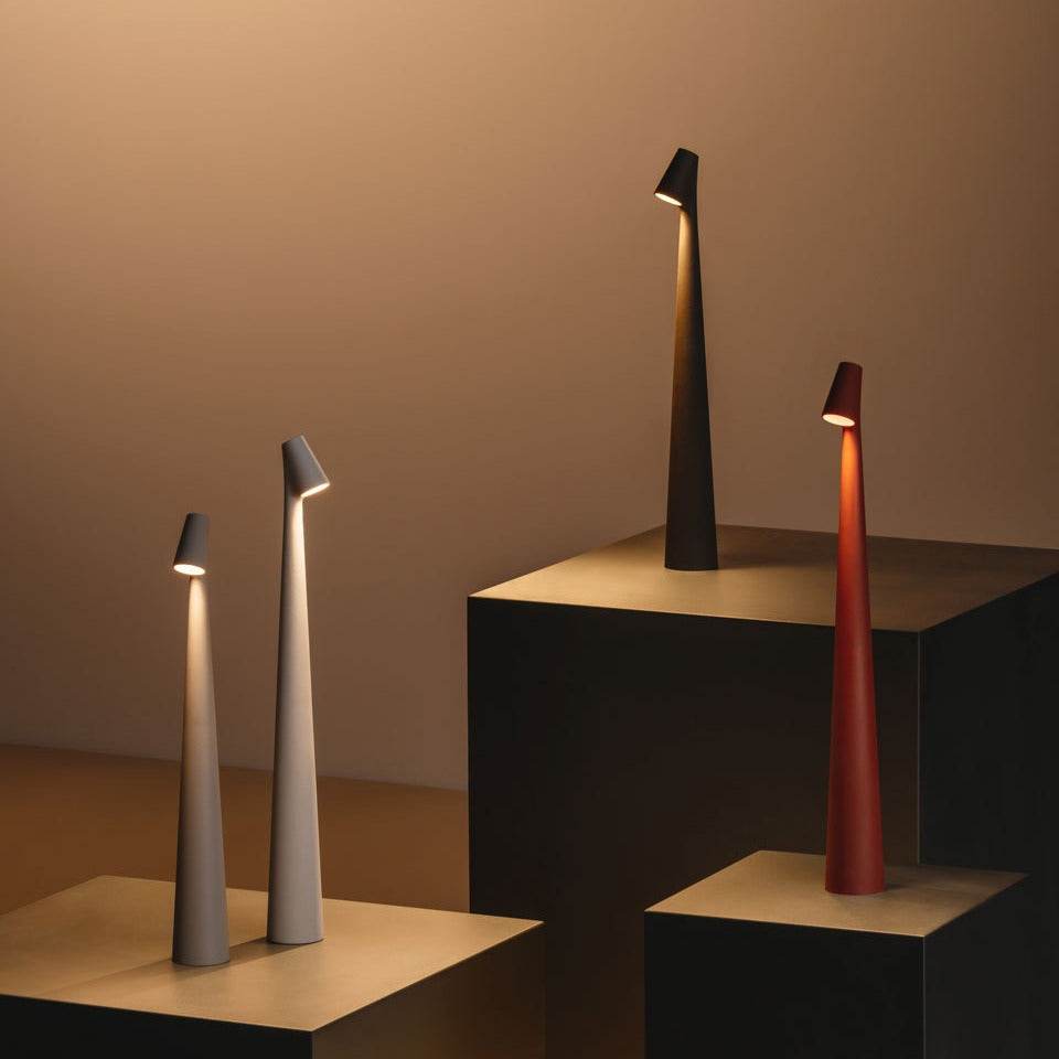 Sleek Desk Lamp - Stuff Hunt