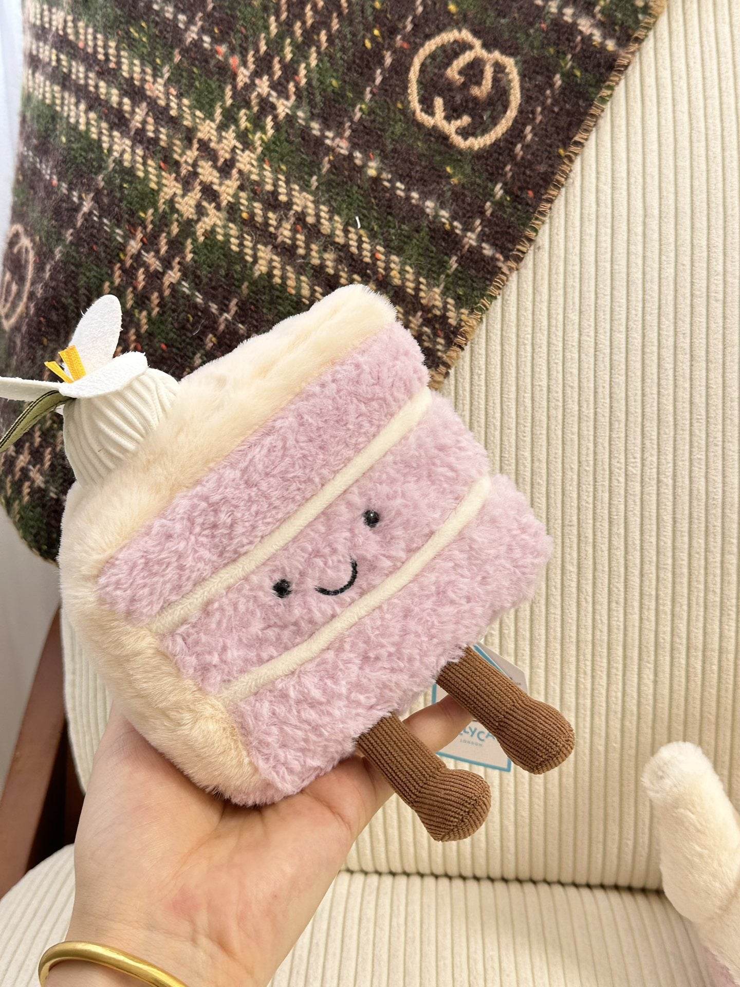 Teapot Mud Cake Plush Toy - Stuff Hunt