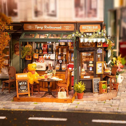 DIY Miniature House - Stuff Hunt