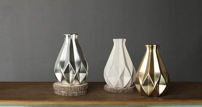 Deco Vase - Stuff Hunt