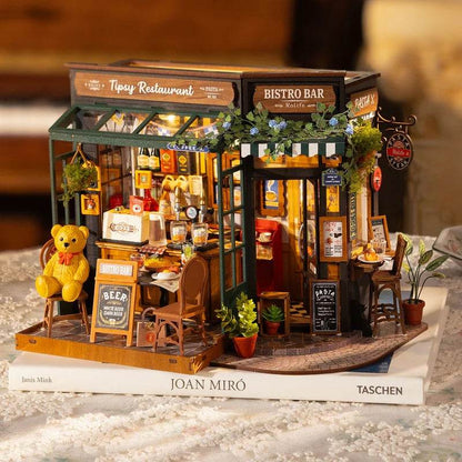 DIY Miniature House - Stuff Hunt
